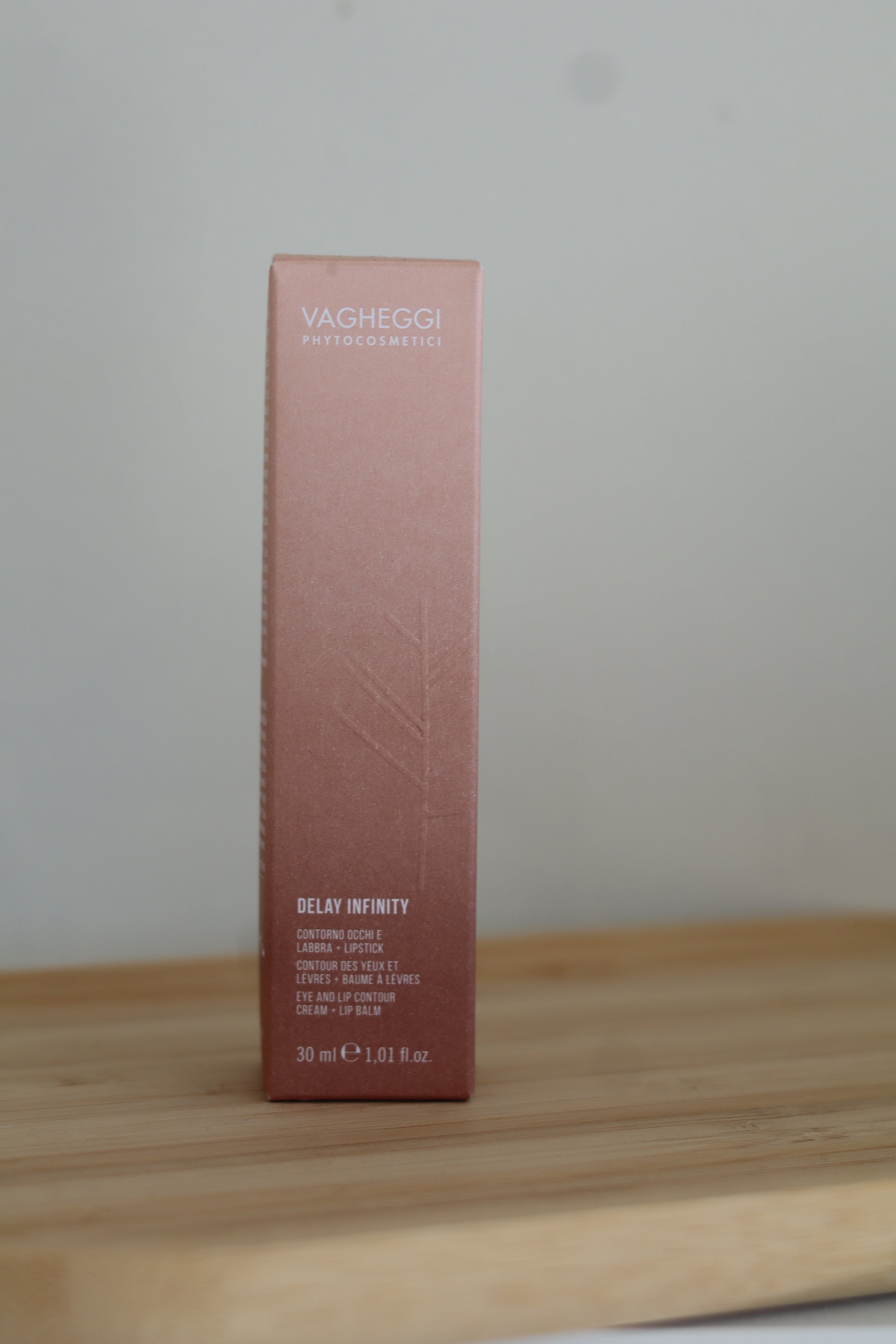 Delay Infinity - Contour des yeux et lèvres + Baume à lèvres